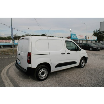 Opel Combo 2021,  1.5 diesel - Na sprzedaż za 43 900 zł - Warszawa - zdjęcie 6