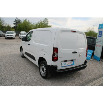 Opel Combo 2021,  1.5 diesel - Na sprzedaż za 43 900 zł - Warszawa - zdjęcie 8