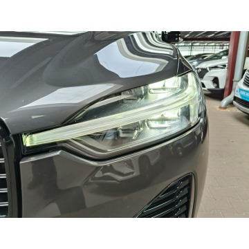 Volvo   SUV 2021,  2.0 hybryda, automat - Na sprzedaż za 119 800 zł - Mysłowice - zdjęcie 8