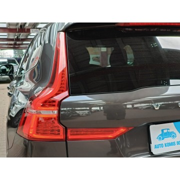 Volvo   SUV 2021,  2.0 hybryda, automat - Na sprzedaż za 119 800 zł - Mysłowice - zdjęcie 12