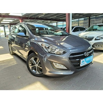Hyundai i30 2015,  1.4 benzyna - Na sprzedaż za 43 800 zł - Mysłowice - zdjęcie 4