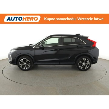 Mitsubishi Eclipse Cross  SUV 2018,  1.5 benzyna - Na sprzedaż za 51 700 zł - Warszawa - zdjęcie 2