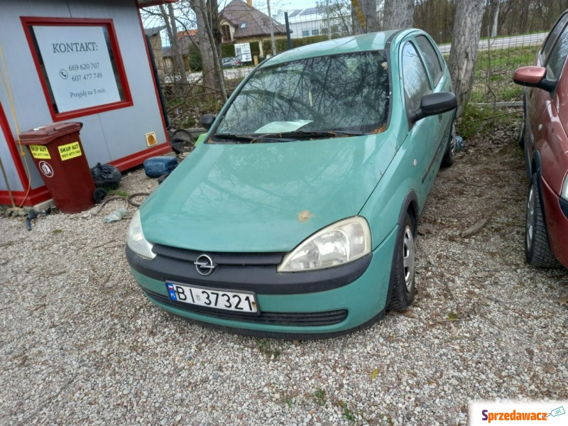 Opel Corsa  Hatchback 2002,  1.0 benzyna - Na sprzedaż za 2 499,00 zł - Fasty