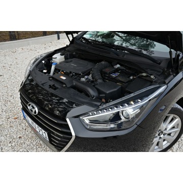 Hyundai i40  Kombi 2016,  1.7 diesel - Na sprzedaż za 37 900 zł - Ostrów Mazowiecka - zdjęcie 9