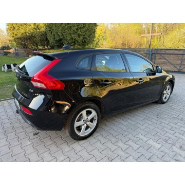 Volvo V40  Hatchback 2016,  2.0 diesel - Na sprzedaż za 31 700 zł - Mysłowice - zdjęcie 4