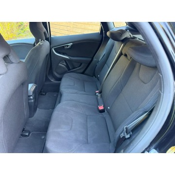 Volvo V40  Hatchback 2016,  2.0 diesel - Na sprzedaż za 31 700 zł - Mysłowice - zdjęcie 12
