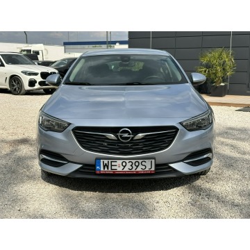 Opel Insignia  Sedan/Limuzyna 2017,  1.6 diesel - Na sprzedaż za 39 990 zł - Pęcice - zdjęcie 3