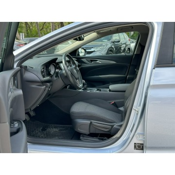 Opel Insignia  Sedan/Limuzyna 2017,  1.6 diesel - Na sprzedaż za 39 990 zł - Pęcice - zdjęcie 12