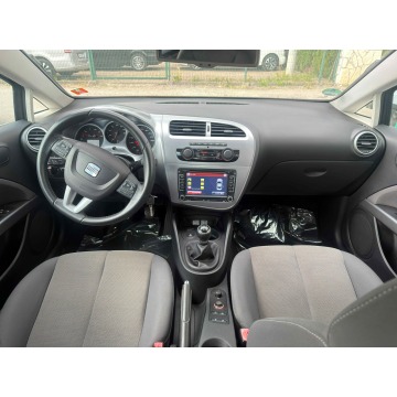 Seat Leon  Hatchback 2011,  1.4 benzyna - Na sprzedaż za 19 900 zł - Gdów - zdjęcie 9