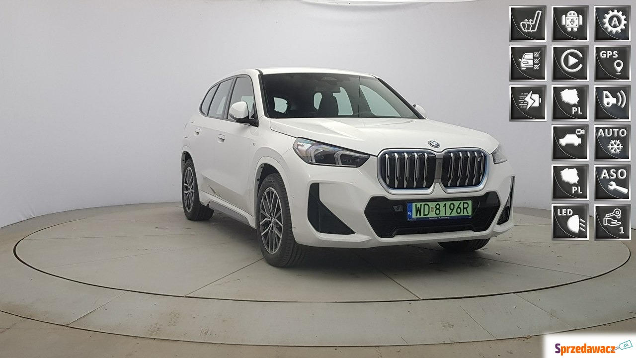 BMW iX1 2023