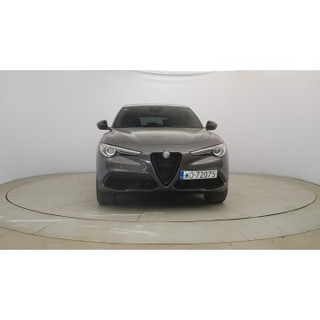 Alfa Romeo Stelvio  SUV 2022,  2.0 benzyna, automat - Na sprzedaż za 148 850 zł - Warszawa - zdjęcie 2