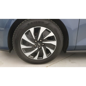 Ford Focus  Kombi 2024,  1.5 diesel, automat - Na sprzedaż za 75 850 zł - Warszawa - zdjęcie 9