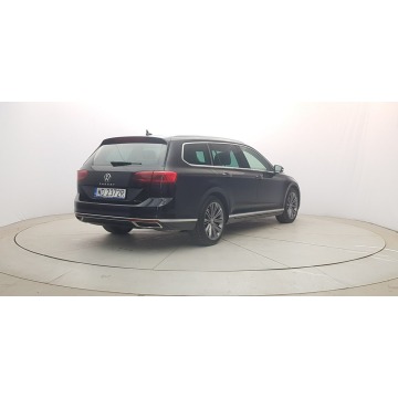 Volkswagen Passat 2022,  2.0 benzyna, automat - Na sprzedaż za 124 850 zł - Warszawa - zdjęcie 7