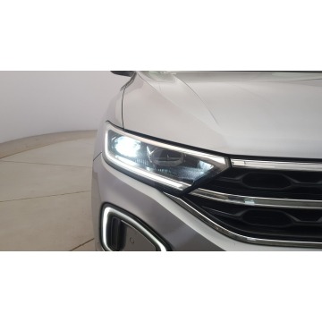 Volkswagen T-Roc  SUV 2022,  2.0 benzyna, automat - Na sprzedaż za 104 850 zł - Warszawa - zdjęcie 11