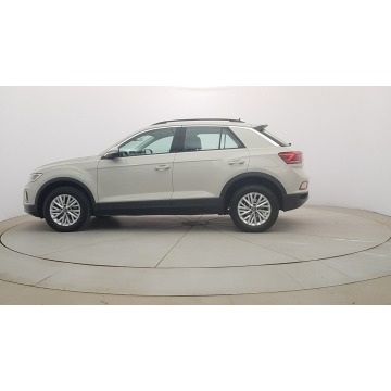 Volkswagen T-Roc  SUV 2022,  1.5 benzyna, automat - Na sprzedaż za 82 850 zł - Warszawa - zdjęcie 4
