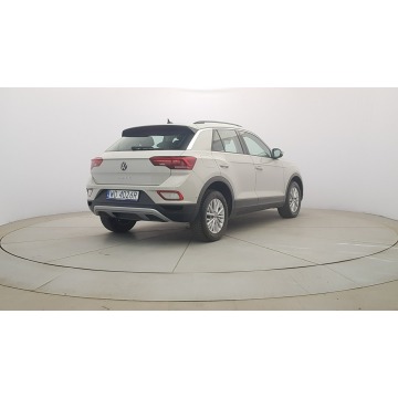 Volkswagen T-Roc  SUV 2022,  1.5 benzyna, automat - Na sprzedaż za 82 850 zł - Warszawa - zdjęcie 7