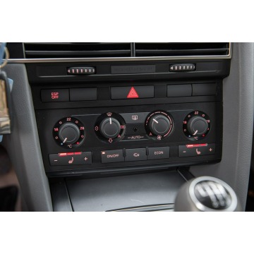 Audi A6  Kombi 2009,  2.0 benzyna - Na sprzedaż za 22 900 zł - Zwoleń - zdjęcie 4