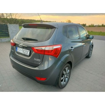 Hyundai ix20  Hatchback 2019,  1.6 benzyna, automat - Na sprzedaż za 56 900 zł - Burzenin - zdjęcie 5