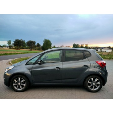 Hyundai ix20  Hatchback 2019,  1.6 benzyna, automat - Na sprzedaż za 56 900 zł - Burzenin - zdjęcie 2