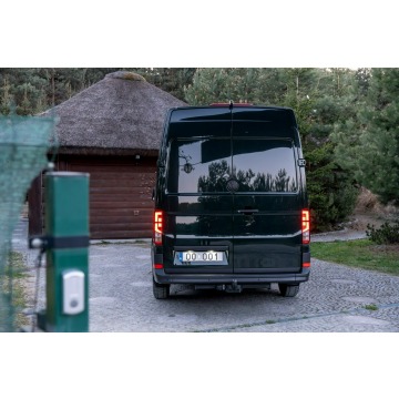 Volkswagen Crafter  Bus 2023,  2.0 diesel, automat - Na sprzedaż za 194 777 zł - Ropczyce - zdjęcie 6