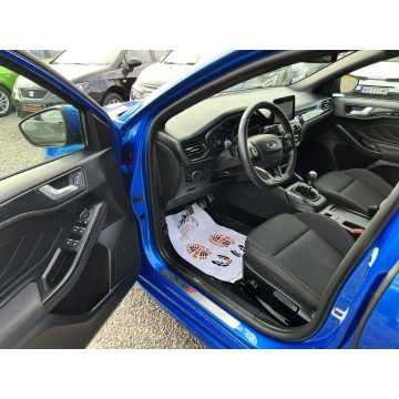 Ford Focus  Hatchback 2020,  1.0 benzyna - Na sprzedaż za 56 900 zł - Rydułtowy - zdjęcie 9