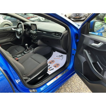 Ford Focus  Hatchback 2020,  1.0 benzyna - Na sprzedaż za 56 900 zł - Rydułtowy - zdjęcie 8