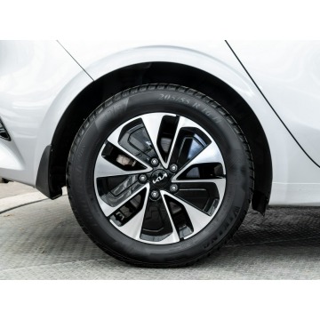 Kia Ceed  Hatchback 2024,  1.5 benzyna - Na sprzedaż za 77 900 zł - Poznań - zdjęcie 12