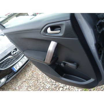 Peugeot 2008  Hatchback 2015,  1.2 benzyna - Na sprzedaż za 23 900 zł - Słupsk - zdjęcie 9
