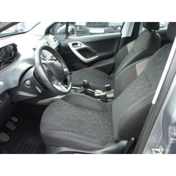 Peugeot 2008  Hatchback 2015,  1.2 benzyna - Na sprzedaż za 23 900 zł - Słupsk - zdjęcie 10