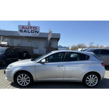 Alfa Romeo Giulietta  Hatchback 2014,  2.0 diesel, automat - Na sprzedaż za 28 900 zł - Żory - zdjęcie 9