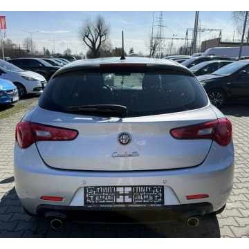 Alfa Romeo Giulietta  Hatchback 2014,  2.0 diesel, automat - Na sprzedaż za 28 900 zł - Żory - zdjęcie 12