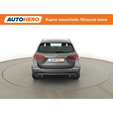 Mercedes - Benz B-klasa  Minivan/Van 2019,  1.3 benzyna, automat - Na sprzedaż za 65 200 zł - Warszawa - zdjęcie 6