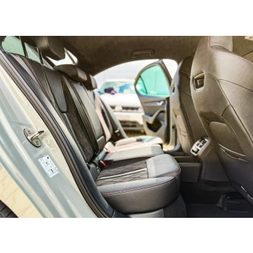 Skoda Octavia  Sedan/Limuzyna 2026,  2.0 benzyna, automat - Na sprzedaż za 169 169 zł - Warszawa - zdjęcie 9