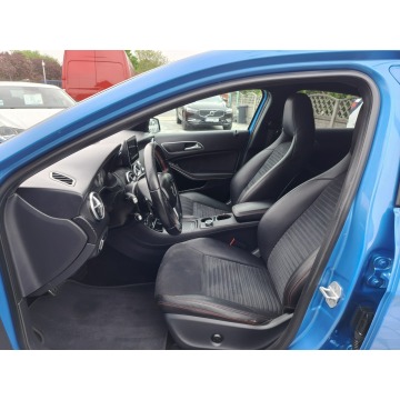 Mercedes - Benz A-klasa 2013,  2.0 benzyna, automat - Na sprzedaż za 49 900 zł - Twardów - zdjęcie 8