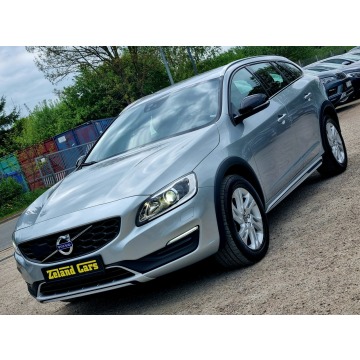Volvo V60 Cross Country - LED Xenon Serwis Navi Parktronic Kamera Climatronic BLIS Gwarancja!