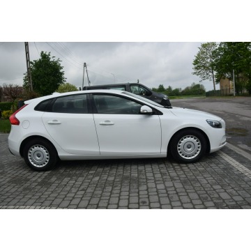 Volvo V40  Hatchback 2014,  1.6 diesel - Na sprzedaż za 25 900 zł - Majdan Sieniawski - zdjęcie 9