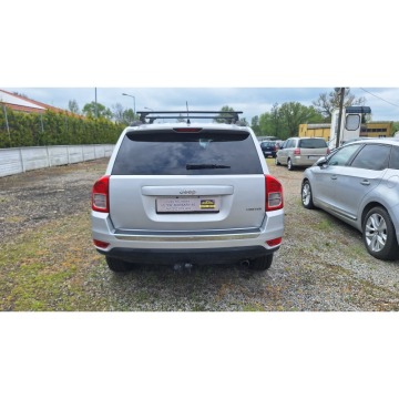 Jeep Compass  SUV 2011,  2.4 benzyna, automat - Na sprzedaż za 29 000 zł - Częstochowa - zdjęcie 4