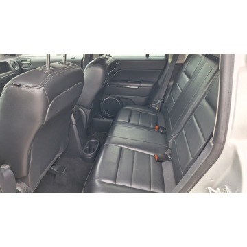 Jeep Compass  SUV 2011,  2.4 benzyna, automat - Na sprzedaż za 29 000 zł - Częstochowa - zdjęcie 7