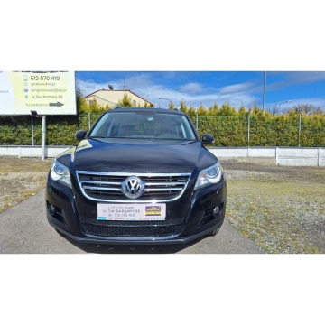 Volkswagen   SUV 2011,  2.0 benzyna, automat - Na sprzedaż za 32 900 zł - Częstochowa - zdjęcie 2