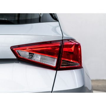 Seat Arona  SUV 2024,  1.0 benzyna, automat - Na sprzedaż za 71 900 zł - Poznań - zdjęcie 10