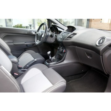Ford Fiesta  Hatchback 2015,  1.6 benzyna - Na sprzedaż za 32 999 zł - Świebodzin - zdjęcie 12