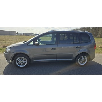 Volkswagen Touran  Minivan/Van 2015,  2.0 diesel - Na sprzedaż za 22 999 zł - Pleszew - zdjęcie 2