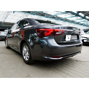 Toyota Avensis  Sedan/Limuzyna 2018,  1.8 benzyna - Na sprzedaż za 59 900 zł - Mysłowice - zdjęcie 9