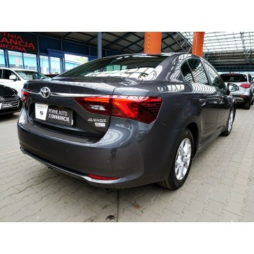 Toyota Avensis  Sedan/Limuzyna 2018,  1.8 benzyna - Na sprzedaż za 59 900 zł - Mysłowice - zdjęcie 10