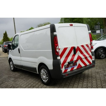 Opel Vivaro 2011,  2.0 diesel - Na sprzedaż za 18 400 zł - Płock - zdjęcie 3