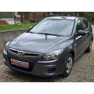 Hyundai i30  Hatchback 2009,  1.4 benzyna - Na sprzedaż za 15 500 zł - Wąchock - zdjęcie 2