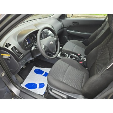 Hyundai i30  Hatchback 2009,  1.4 benzyna - Na sprzedaż za 15 500 zł - Wąchock - zdjęcie 9
