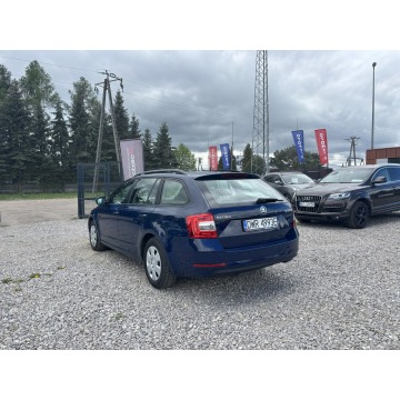 Skoda Octavia 2018,  1.6 diesel - Na sprzedaż za 37 900 zł - Rawa Mazowiecka - zdjęcie 8