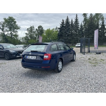 Skoda Octavia 2018,  1.6 diesel - Na sprzedaż za 37 900 zł - Rawa Mazowiecka - zdjęcie 10