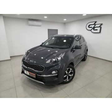 Kia Sportage  SUV 2020,  1.6 benzyna, automat - Na sprzedaż za 79 999 zł - Korczyna - zdjęcie 2
